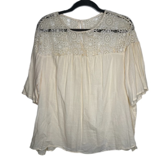 Cream Lace Women's Top - Picture 2 of 7